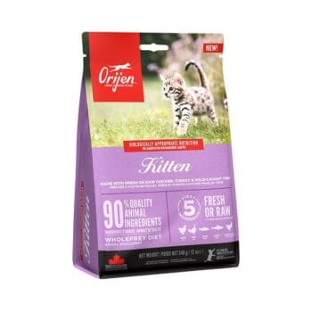 Opakowanie suchej karmy z z kurczakiem i indykiem dla psa