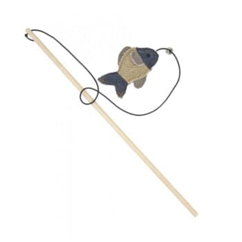 Drewniana wędka z rybką dla kota